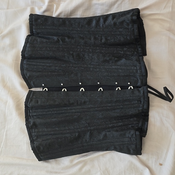 Black Brocade Steel Boned Corset - Picture 2 of 5